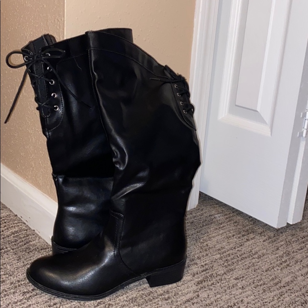 Mid calf black leather boots